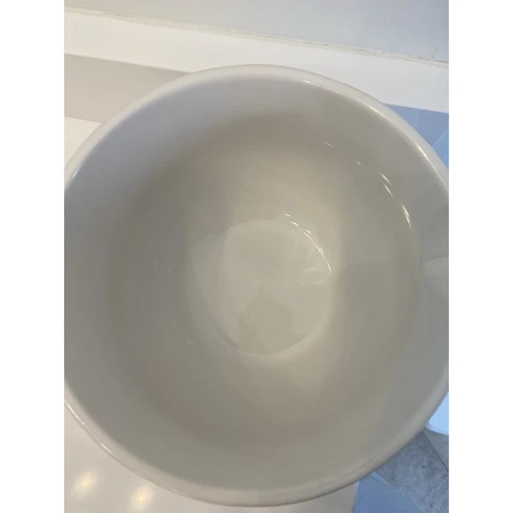 Home Essentials Stoneware Mixing bowl‎ Handle Spout Things Love About Christmas